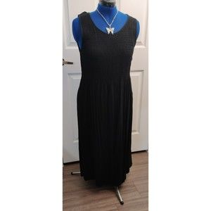 Croft & Barrow Large black stretch Rayon Midi dress